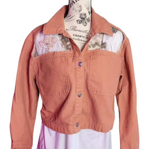 Refashioned sheer embroidered jacket Unique - Picture 6 of 7